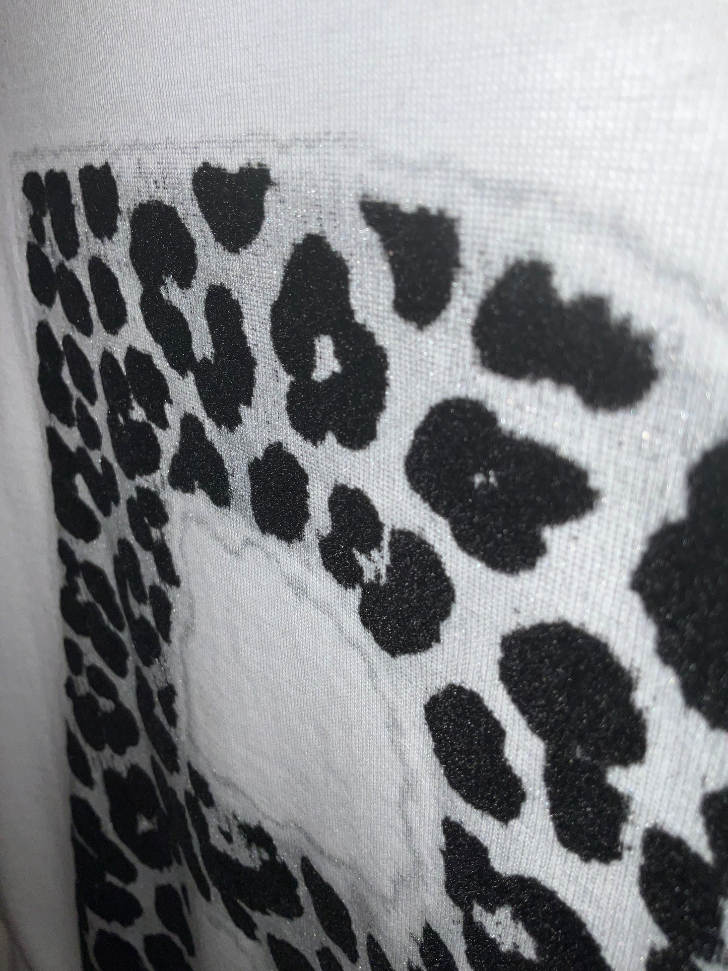 VELVET | Rexotic T-Shirt (Terciopelo)